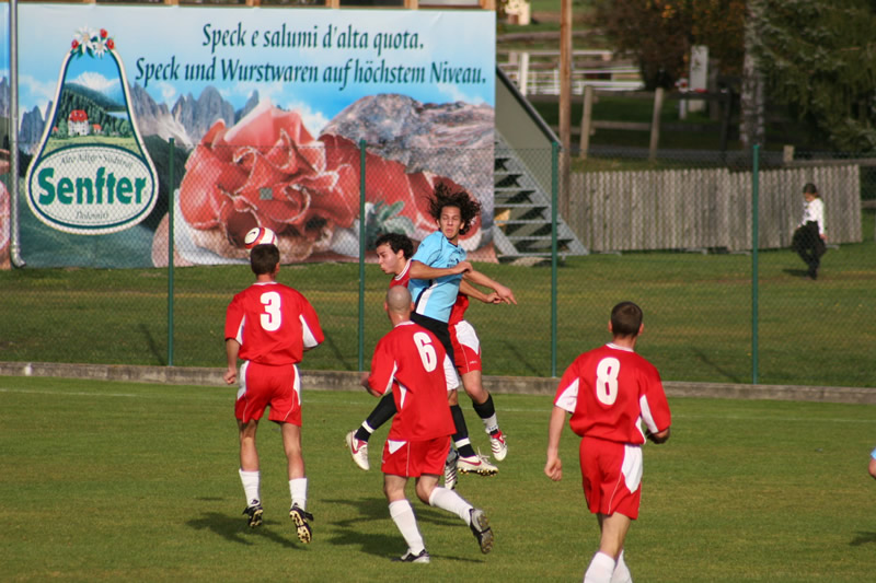 gal/08. Spieltag- SV Reischach-Rasen/2006-10-24 - SVR gg. Rasen-Antholz 093.jpg